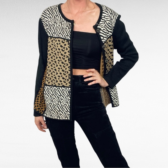 VINTAGE | Eric Steven | Animal Print Long Ribbed Sleeve Cardigan Sweater Jacket - Picture 5 of 7